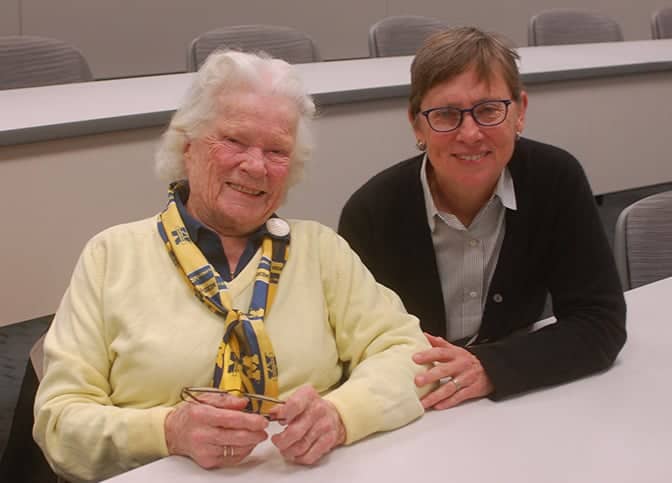 Photo of Deb Niemeier and Betty Richart